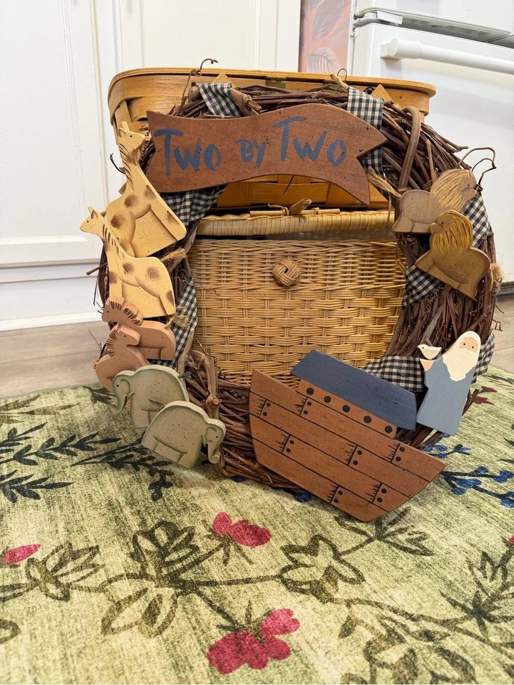 Vintage Noah’s Ark Nursery Wreath Handmade Wooden 3D Christianity Noah’s Ark